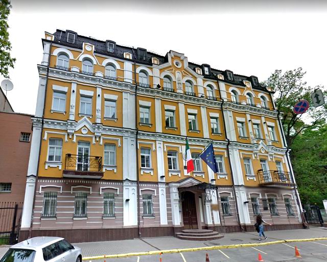 ЯВ 32